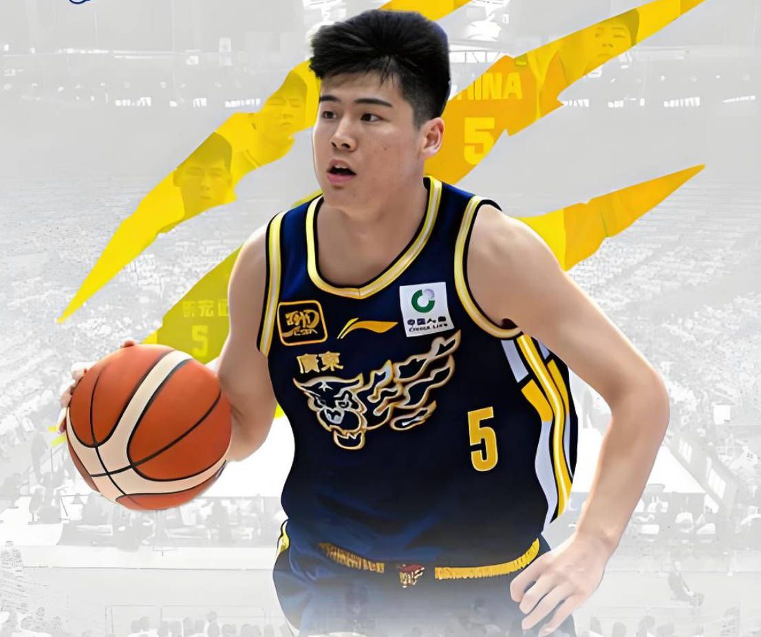 世界杯客户端升级-陈家政接受采访，中肯点评徐杰