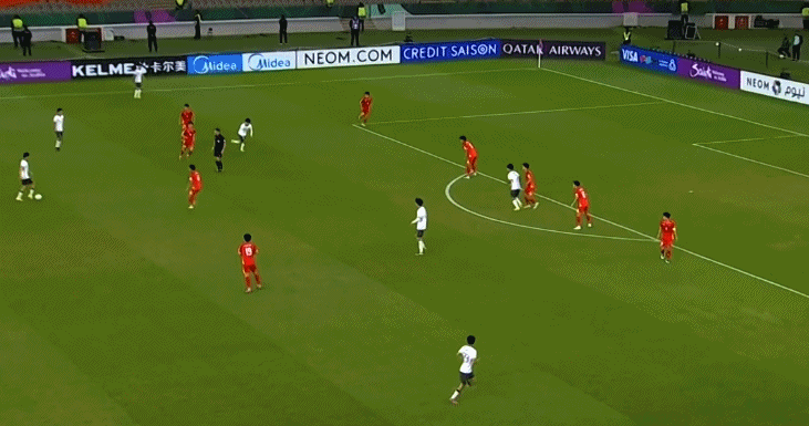 世界杯官方安装包-U23国足闯入亚洲杯决赛！河南小伙儿被评最佳球员