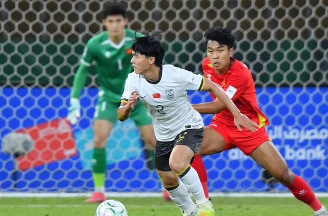 世界杯官方安装包-U23国足闯入亚洲杯决赛！河南小伙儿被评最佳球员