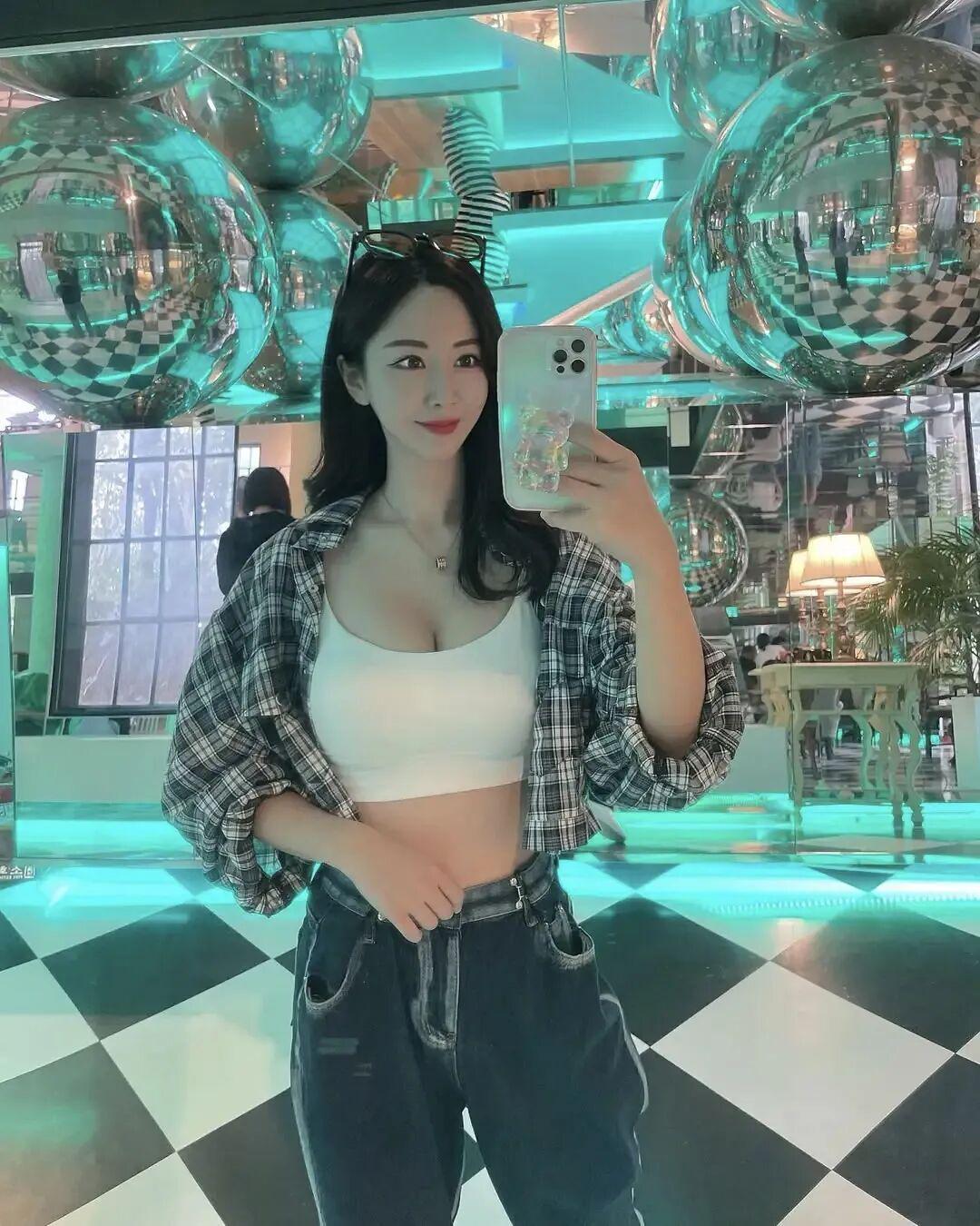 世界杯直播软件更新-老詹与湖人即将“和平分手”？