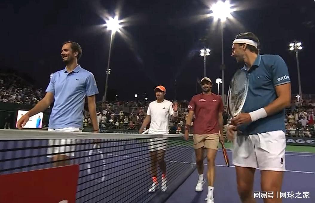 世界杯官方软件下载-德约猛奶阿卡，辛纳轻取沙波梅钱一轮游，萨巴阿娃比送油条