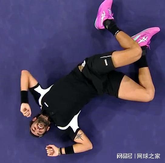 世界杯官方软件下载-德约猛奶阿卡，辛纳轻取沙波梅钱一轮游，萨巴阿娃比送油条